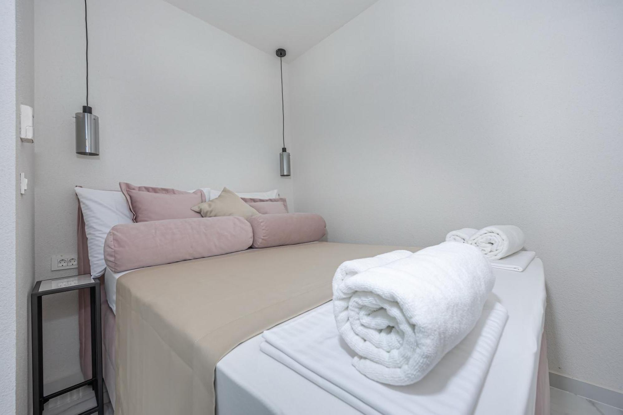 Villa Vita Luxury Apartments تْسْغيكفانِتْسا المظهر الخارجي الصورة